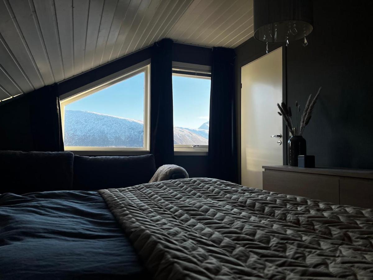 Nick Loft Apartment Close To The City トロムソ エクステリア 写真